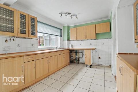 3 bedroom semi-detached house for sale, Stonewood, Dartford