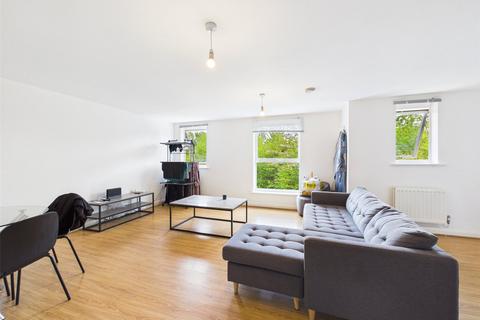 2 bedroom apartment to rent, Admiralty Close, Middlesex UB7
