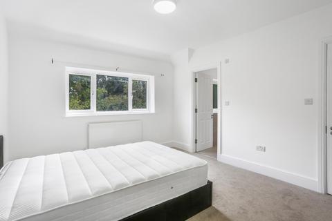 1 bed house for rent in Ashenden Road, Guildford GU2