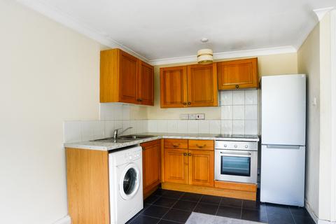 undefined, Fairlands Avenue, Guildford GU3