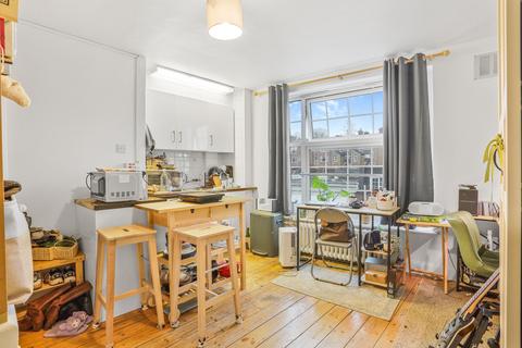 1 bedroom flat for sale, 223 High Street, Guildford GU1