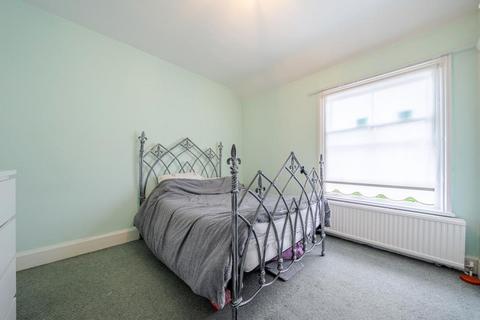 2 bedroom end of terrace house for sale, Harpsden Road,  Henley-On-Thames,  RG9