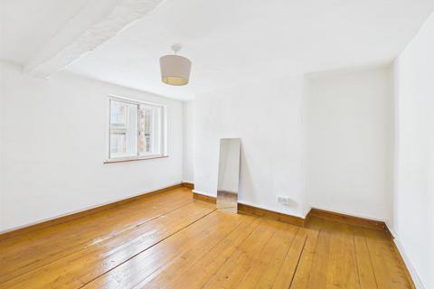3 bedroom terraced house for sale, Marshfield Road, Chippenham SN15