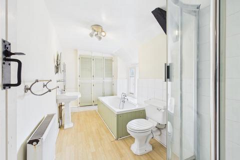 3 bedroom terraced house for sale, Marshfield Road, Chippenham SN15