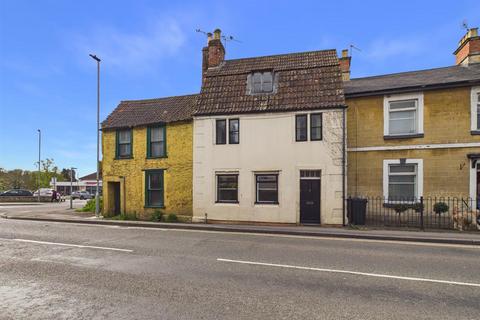 3 bedroom terraced house for sale, Marshfield Road, Chippenham SN15