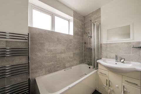 2 bedroom flat for sale, Gay Close, Willesden Green, London NW2