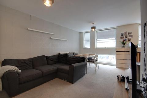 2 bedroom duplex to rent, Barge Arm East, The Docks, Gloucester