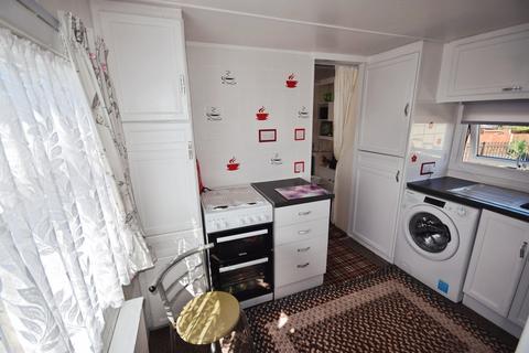 2 bedroom park home for sale, Sunnyside Park, Skegness PE25