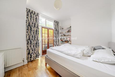 2 bedroom flat for sale, Oakfield Road, Haringey, London, N4