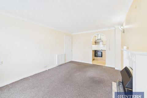 1 bedroom flat for sale, West Avenue, Filey