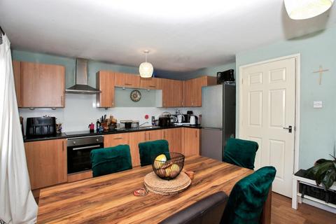 4 bedroom terraced house for sale, Medworth, Orton Goldhay, Peterborough