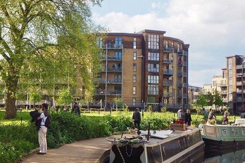2 bedroom flat to rent, Hackney, London E5