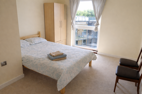 2 bedroom flat to rent, Hackney, London E5