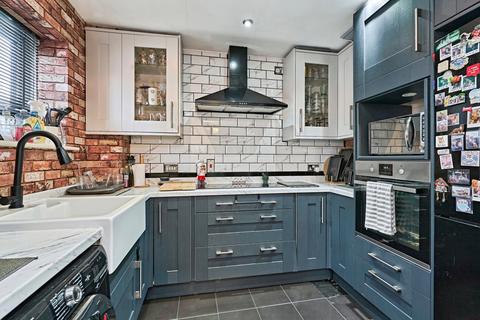 2 bedroom flat for sale, Terret Close, WALSALL, West Midlands, WS1