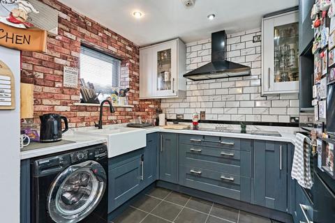 2 bedroom flat for sale, Terret Close, WALSALL, West Midlands, WS1