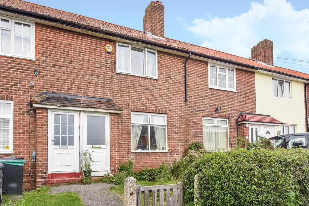Goudhurst Road, Bromley, BR1 2 bed terraced house £275,000