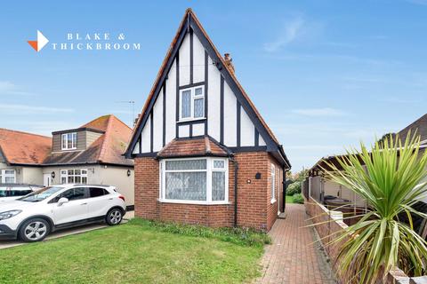 2 bedroom detached house for sale, Nottingham Road, Holland-on-sea, CO15 5PG