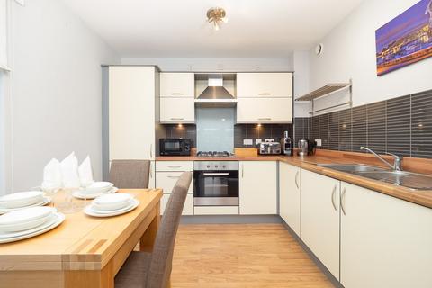 2 bedroom flat to rent, Pollokshaws Road, Glasgow, G41