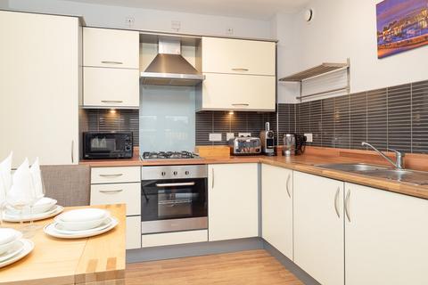 2 bedroom flat to rent, Pollokshaws Road, Glasgow, G41