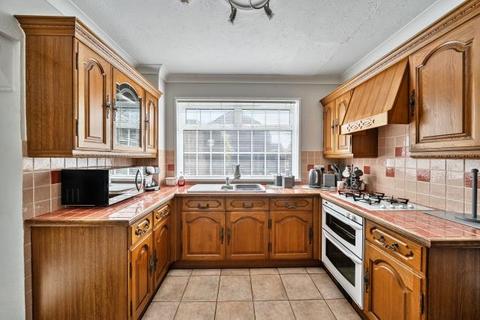 3 bedroom semi-detached house for sale, Blackbird Leys Road, Oxford
