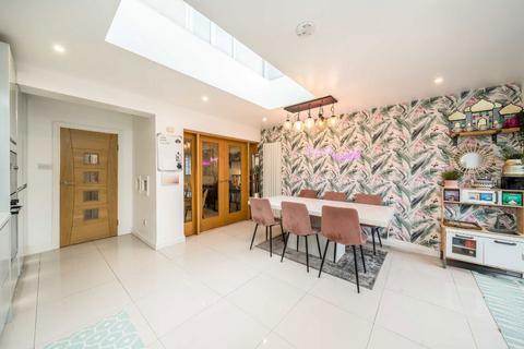 5 bedroom house for sale, Eldertree Way, Mitcham