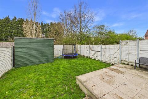3 bedroom semi-detached house for sale, Wentworth Close, Gilberdyke