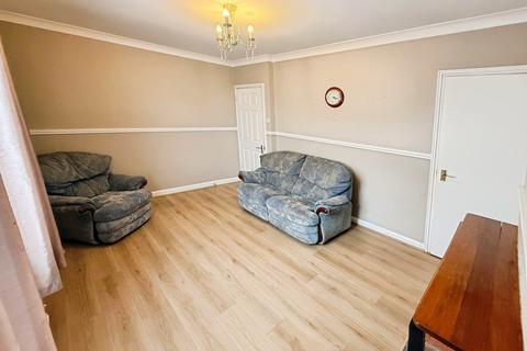 3 bedroom semi-detached house to rent, Celta Road, PETERBOROUGH