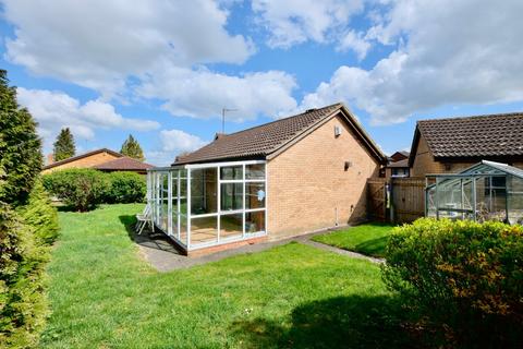 2 bedroom detached bungalow for sale, Farfield Close, Sawtry, Huntingdon, PE28