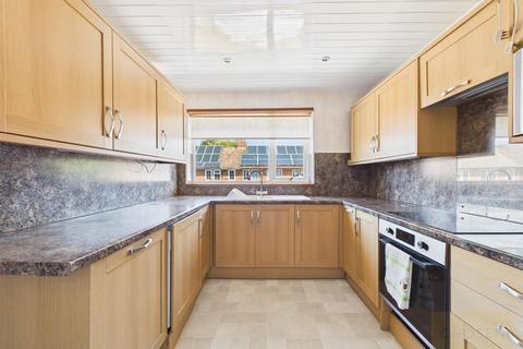 3 bedroom maisonette for sale, Two Hedges Road, Bishops Cleeve, Cheltenham