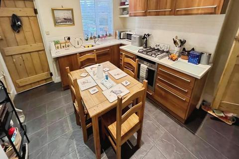 2 bedroom end of terrace house for sale, Highbridge Road, Sutton Coldfield
