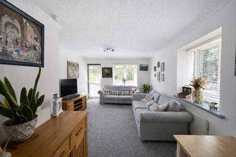 1 bedroom flat for sale,  Chichester Court, Bexhill On Sea TN39