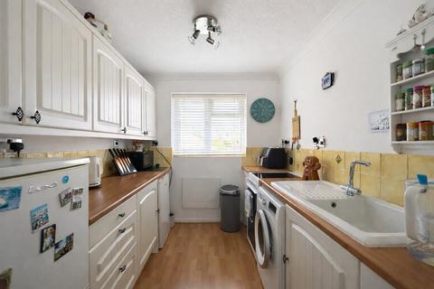 1 bedroom flat for sale,  Chichester Court, Bexhill On Sea TN39