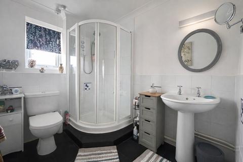 1 bedroom flat for sale,  Chichester Court, Bexhill On Sea TN39