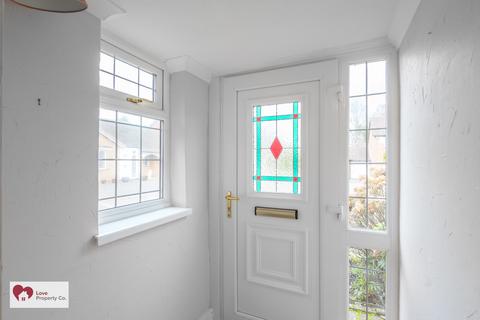 2 bedroom bungalow for sale, Highdown Crescent, Shirley B90