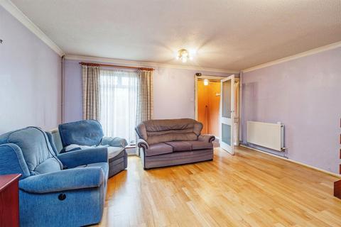 3 bedroom terraced house for sale, Meadow Way, Leighton Buzzard