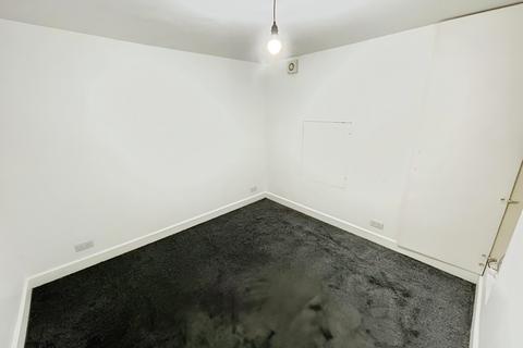 Studio for sale, Manchester Road, Linthwaite, West Yorkshire HD4