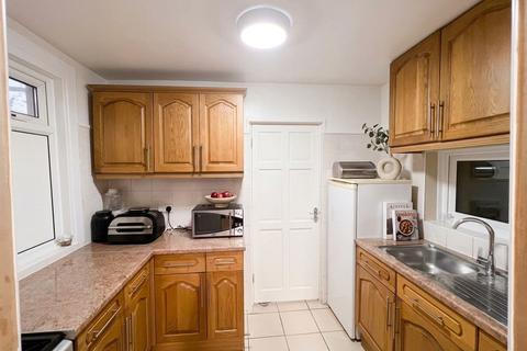 3 bedroom house for sale, Katherine Road, London, E7