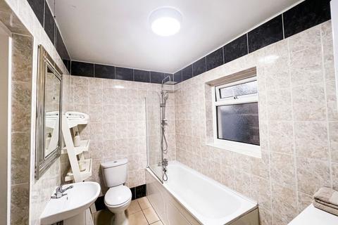 3 bedroom house for sale, Katherine Road, London, E7