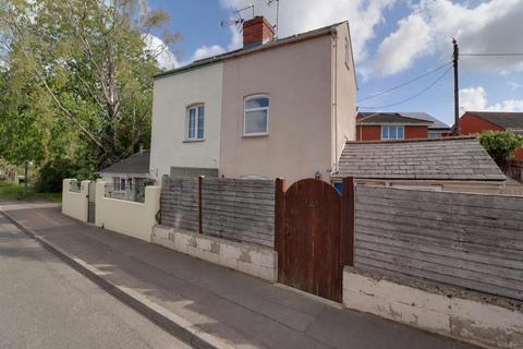 2 bedroom semi-detached house for sale, Gloucester Road, Stonehouse