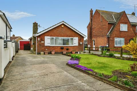 2 bedroom detached bungalow for sale, Burgh Road, Skegness