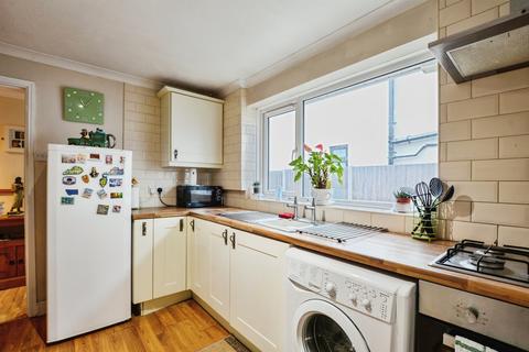 2 bedroom detached bungalow for sale, Burgh Road, Skegness