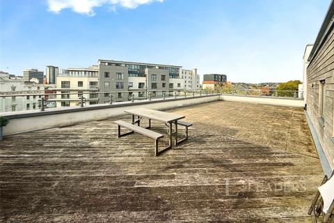 2 bedroom flat to rent, Ranger Court, 1 Ocean Way, Southampton, SO14