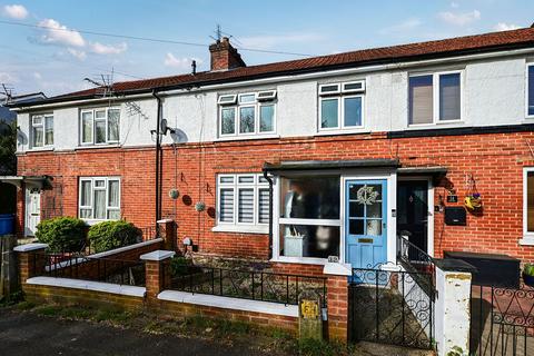 3 bedroom terraced house for sale, Morris Road, Farnborough, GU14