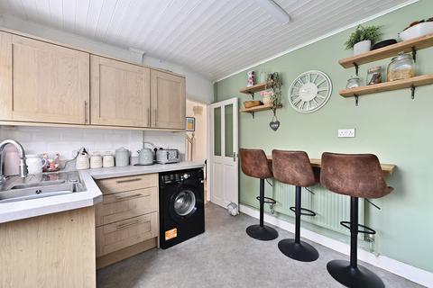3 bedroom terraced house for sale, Morris Road, Farnborough, GU14