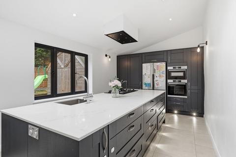 3 bedroom link detached house for sale, Adams Court, Milton Keynes MK6