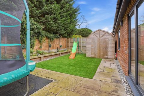 3 bedroom link detached house for sale, Adams Court, Milton Keynes MK6