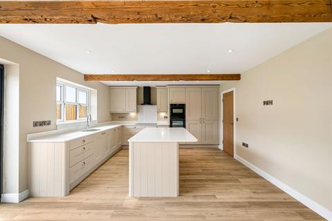 5 bedroom detached bungalow for sale, Cleveland Avenue, North Hykeham, LN6