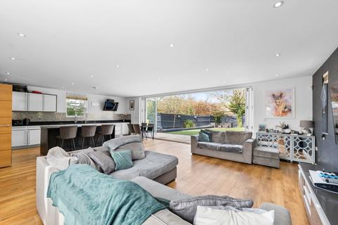 4 bedroom detached house for sale, Brier Lea, Tadworth KT20