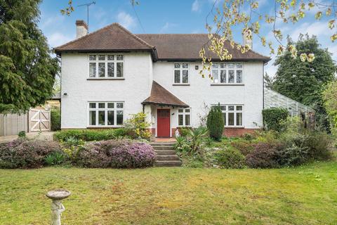 Keswick Road, Fetcham, KT22