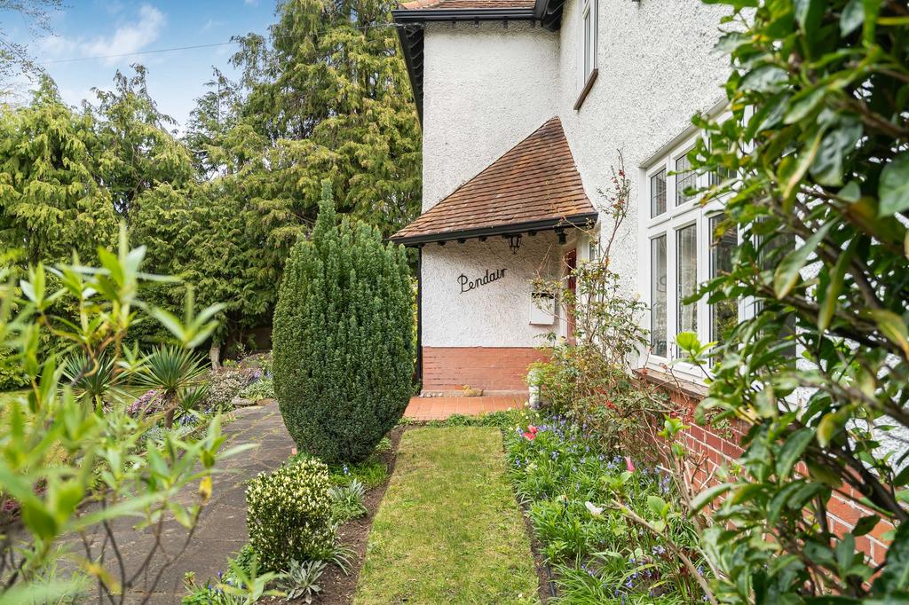 House exterior, garden